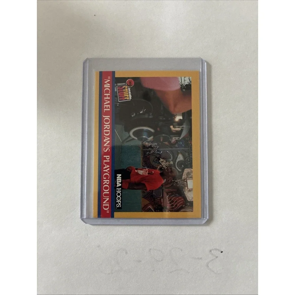 1990-91 NBA Hoops - Inside‎ Stuff Michael Jordan #382